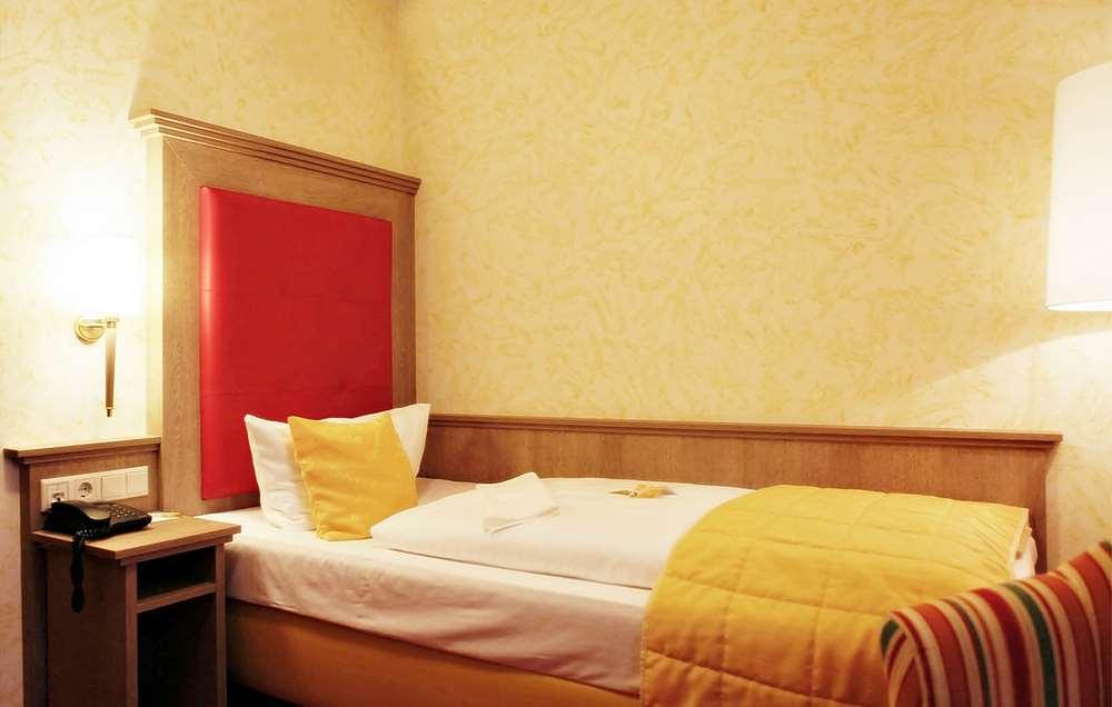 Hotel Wittelsbacher Hoeh Würzburg Cameră foto